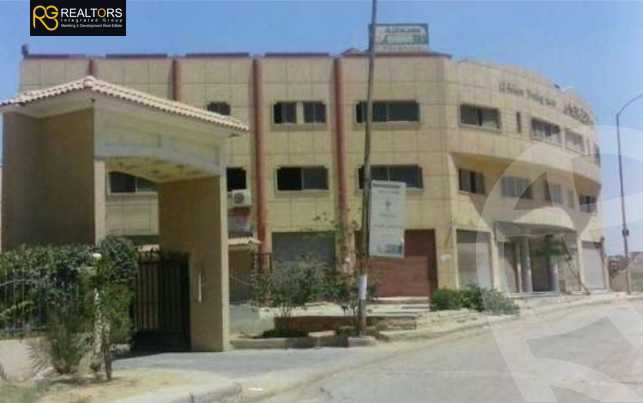https://aqarmap.com.eg/ar/listing/2887814-for-sale-cairo-6th-of-october-compound-green-paradise