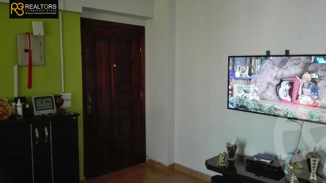 https://aqarmap.com.eg/ar/listing/2887814-for-sale-cairo-6th-of-october-compound-green-paradise