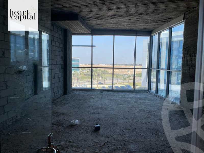 https://aqarmap.com.eg/en/listing/4482170-for-sale-cairo-alex-cairo-desert-road-smart-village-y-r-sy-byzns-brk-sfrykw-llstthmr-l-qry