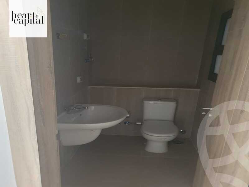 https://aqarmap.com.eg/en/listing/5332415-for-sale-cairo-new-cairo-compounds-fifth-square
