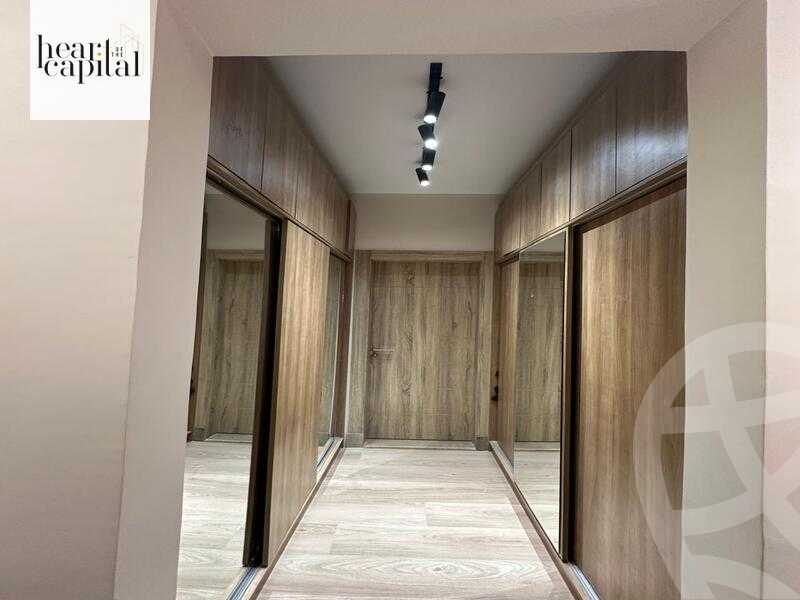 https://aqarmap.com.eg/ar/listing/5332692-for-sale-cairo-new-cairo-compounds-fifth-square