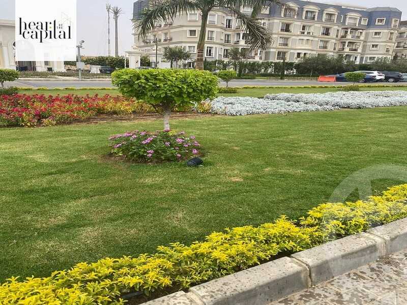https://aqarmap.com.eg/en/listing/5336148-for-sale-cairo-new-cairo-compounds-mountain-view-hyde-park