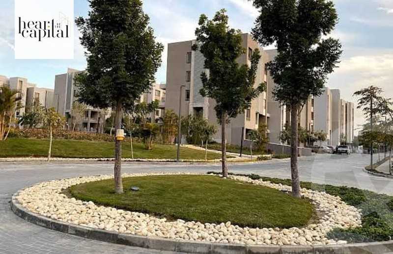 https://aqarmap.com.eg/en/listing/5336792-for-sale-cairo-new-cairo-compounds-village-gate-mall-palm-hills