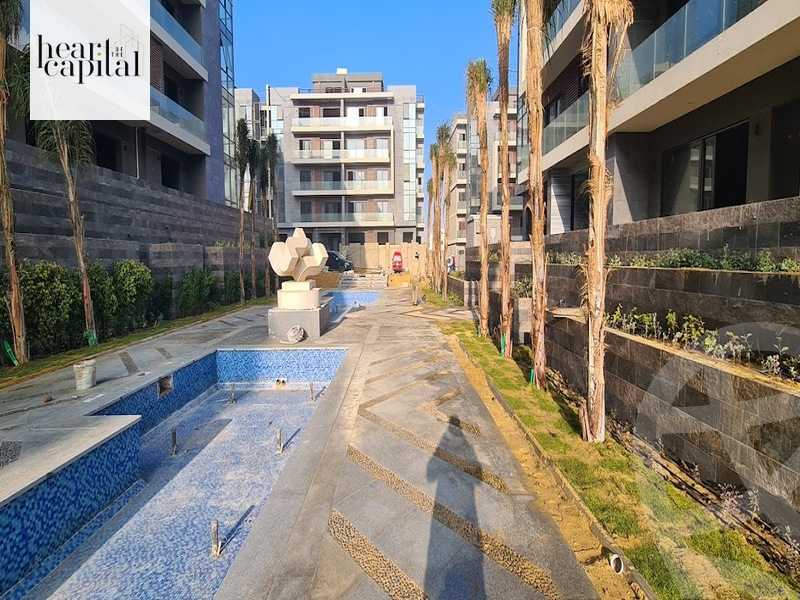 https://aqarmap.com.eg/en/listing/5340379-for-sale-cairo-new-cairo-compounds-el-patio-oro