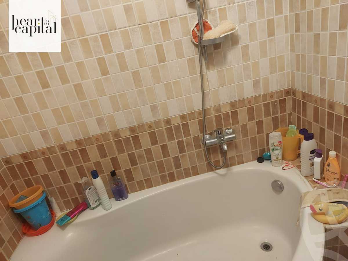 https://aqarmap.com.eg/en/listing/5340428-for-sale-cairo-new-cairo-lrhb-city-phase-1-ahmed-rami-st