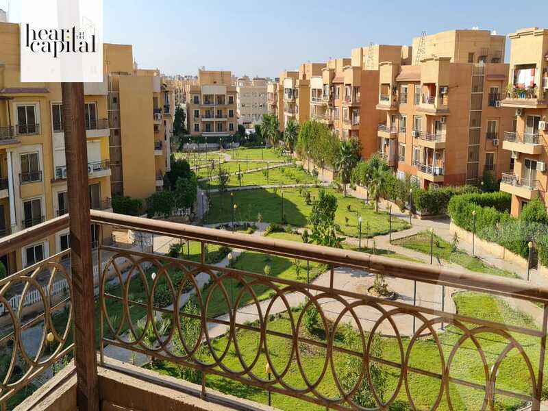 https://aqarmap.com.eg/ar/listing/5348962-for-sale-cairo-el-sheikh-zayed-city-compounds-el-khamayel