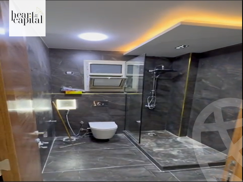 https://aqarmap.com.eg/ar/listing/5357482-for-sale-cairo-el-sheikh-zayed-city-compounds-el-khamayel