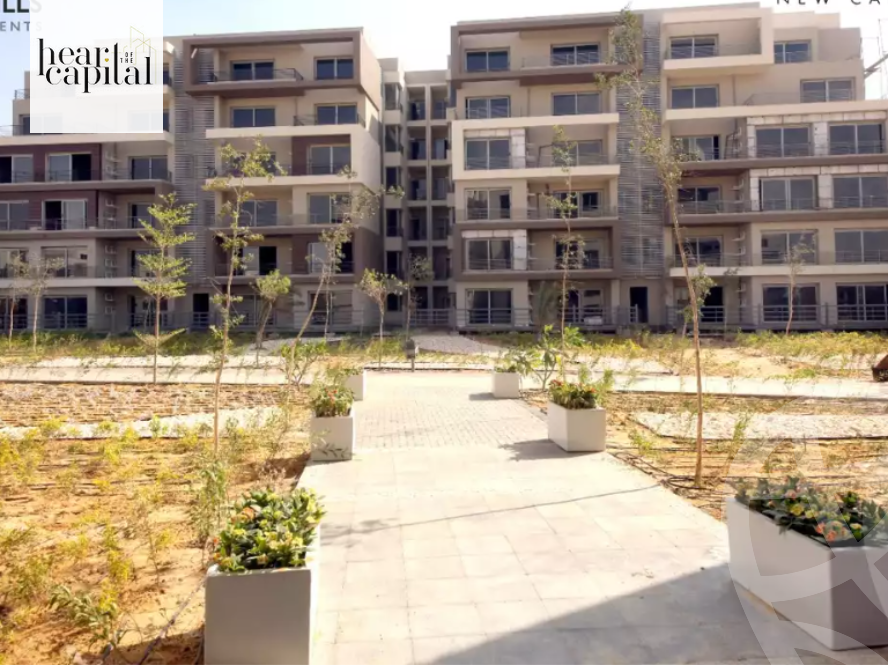 https://aqarmap.com.eg/en/listing/5341330-for-sale-cairo-new-cairo-compounds-blm-hylz-nyw-kyrw