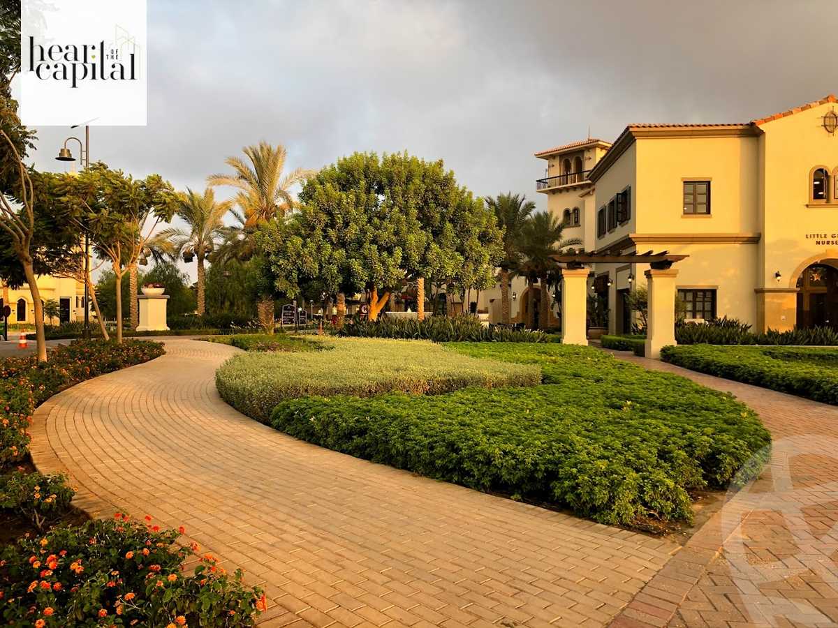 https://aqarmap.com.eg/ar/listing/5360798-for-sale-cairo-new-cairo-compounds-mivida-mivida-parcel-2