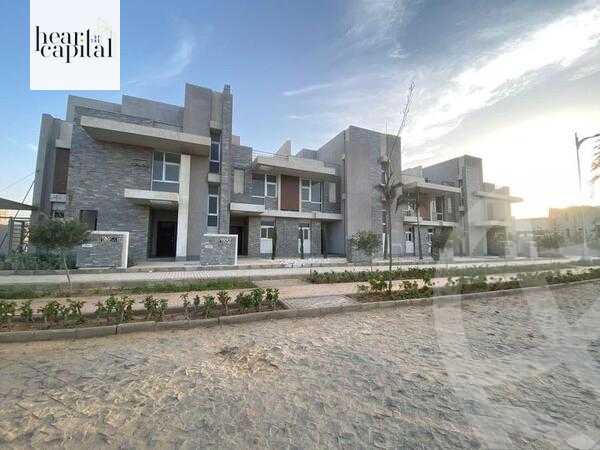 https://aqarmap.com.eg/en/listing/5379615-for-sale-cairo-new-administrative-capital-r3-lmqsd-almaqsed-villas