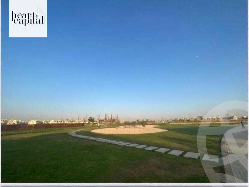 https://aqarmap.com.eg/en/listing/5379882-for-sale-cairo-new-cairo-compounds-hyde-park