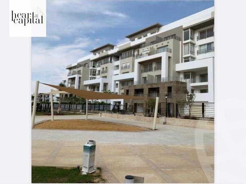 https://aqarmap.com.eg/en/listing/5379882-for-sale-cairo-new-cairo-compounds-hyde-park