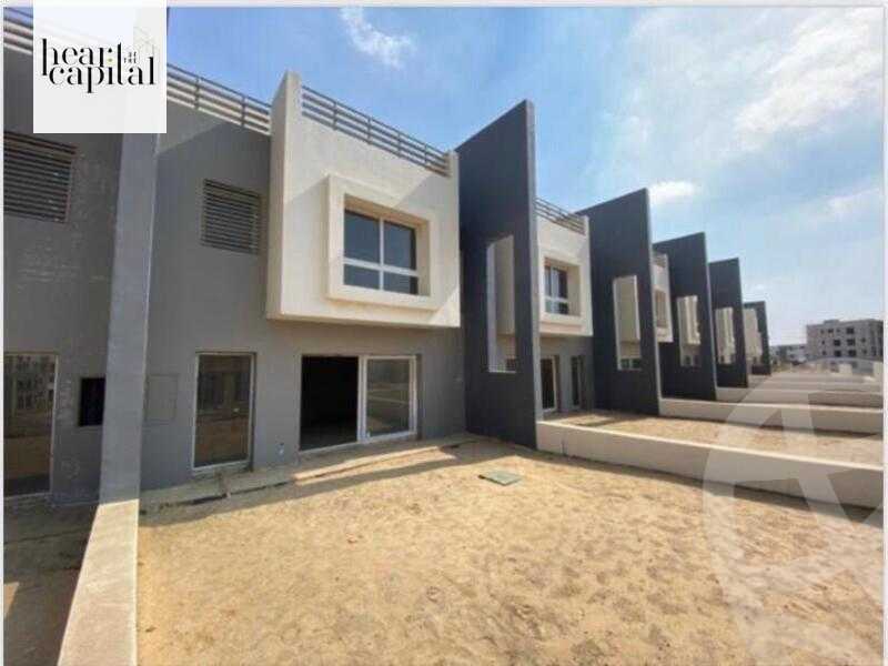https://aqarmap.com.eg/en/listing/5379882-for-sale-cairo-new-cairo-compounds-hyde-park