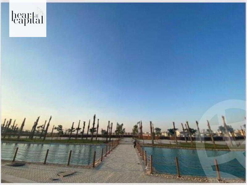 https://aqarmap.com.eg/en/listing/5379882-for-sale-cairo-new-cairo-compounds-hyde-park