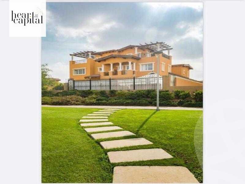 https://aqarmap.com.eg/en/listing/5379882-for-sale-cairo-new-cairo-compounds-hyde-park