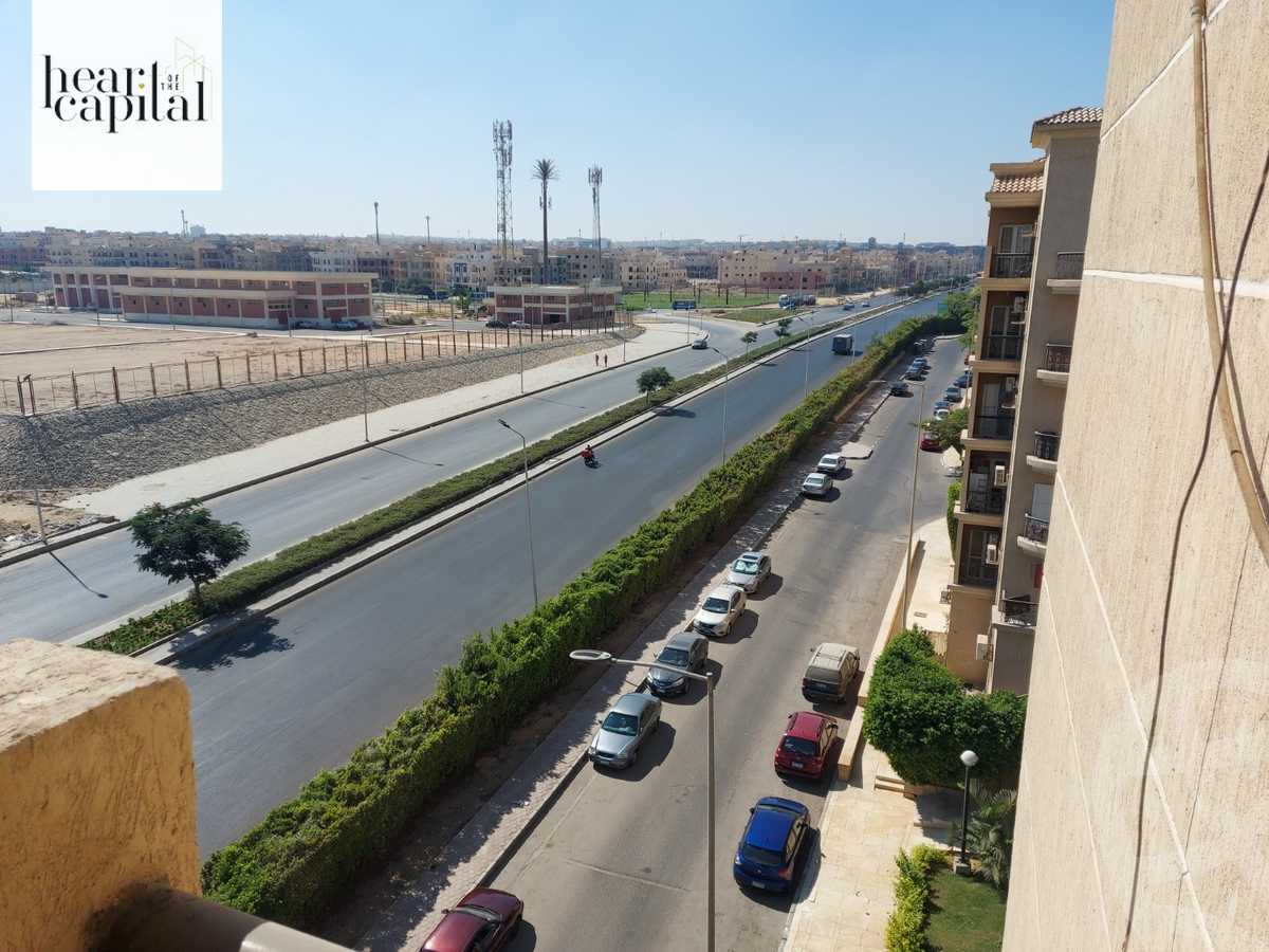 https://aqarmap.com.eg/en/listing/5405236-for-sale-cairo-new-cairo-lrhb-city-phase-8