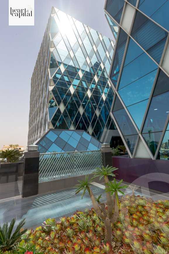 https://aqarmap.com.eg/en/listing/5420452-for-sale-cairo-new-administrative-capital-lhy-lmly-kyrw-byznys-blz