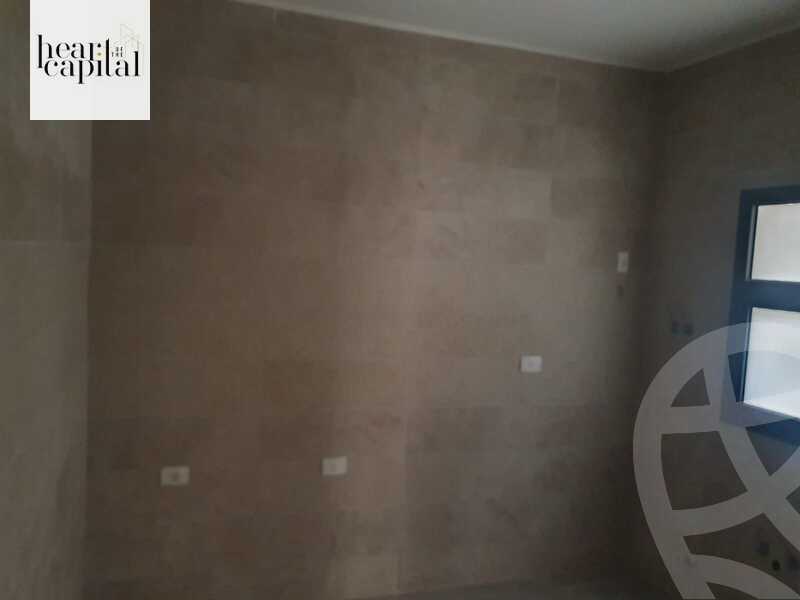 https://aqarmap.com.eg/ar/listing/5443827-for-sale-cairo-new-cairo-compounds-fifth-square