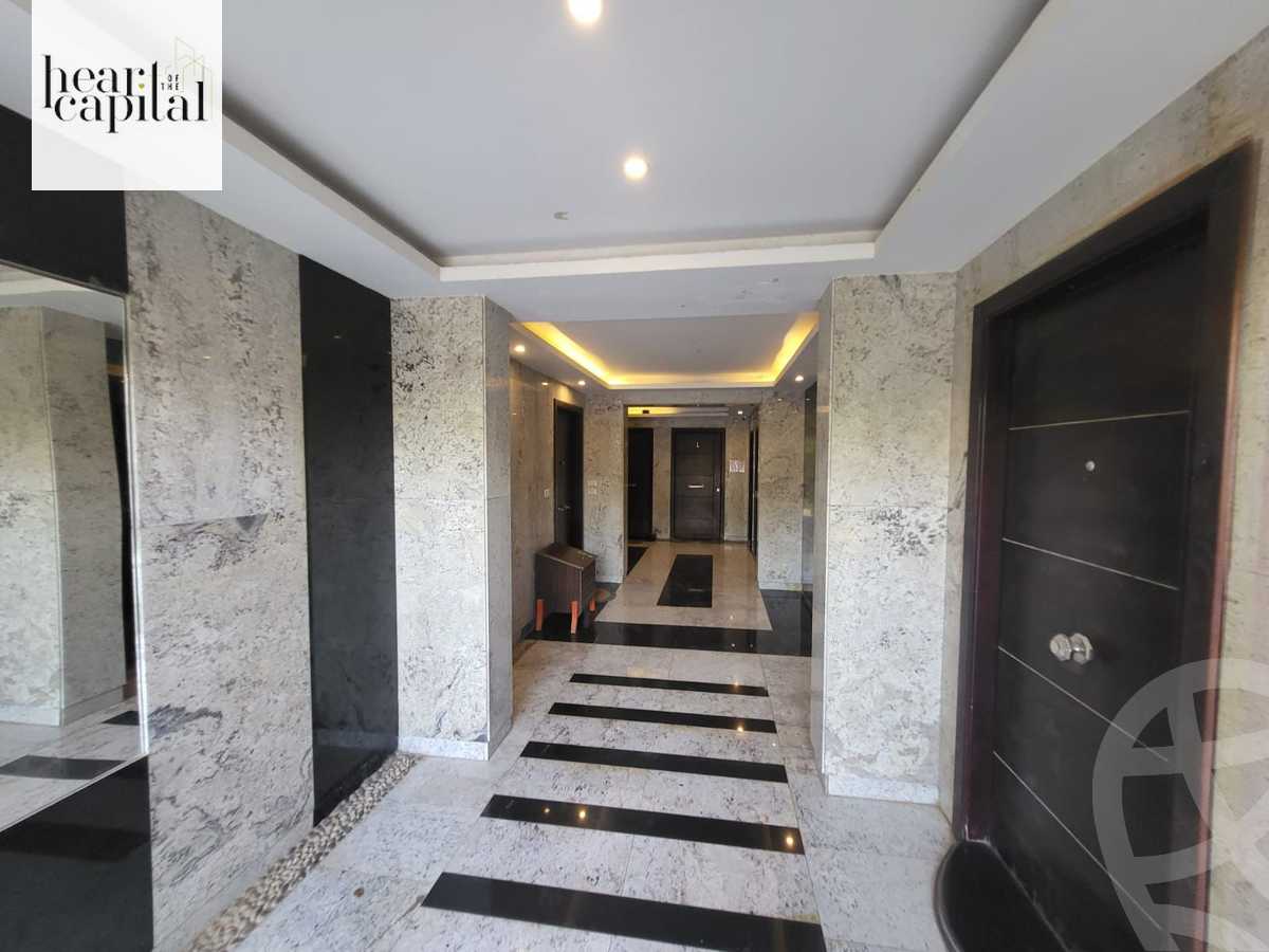 https://aqarmap.com.eg/ar/listing/5454970-for-sale-cairo-new-cairo-compounds-galleria-moon-valley