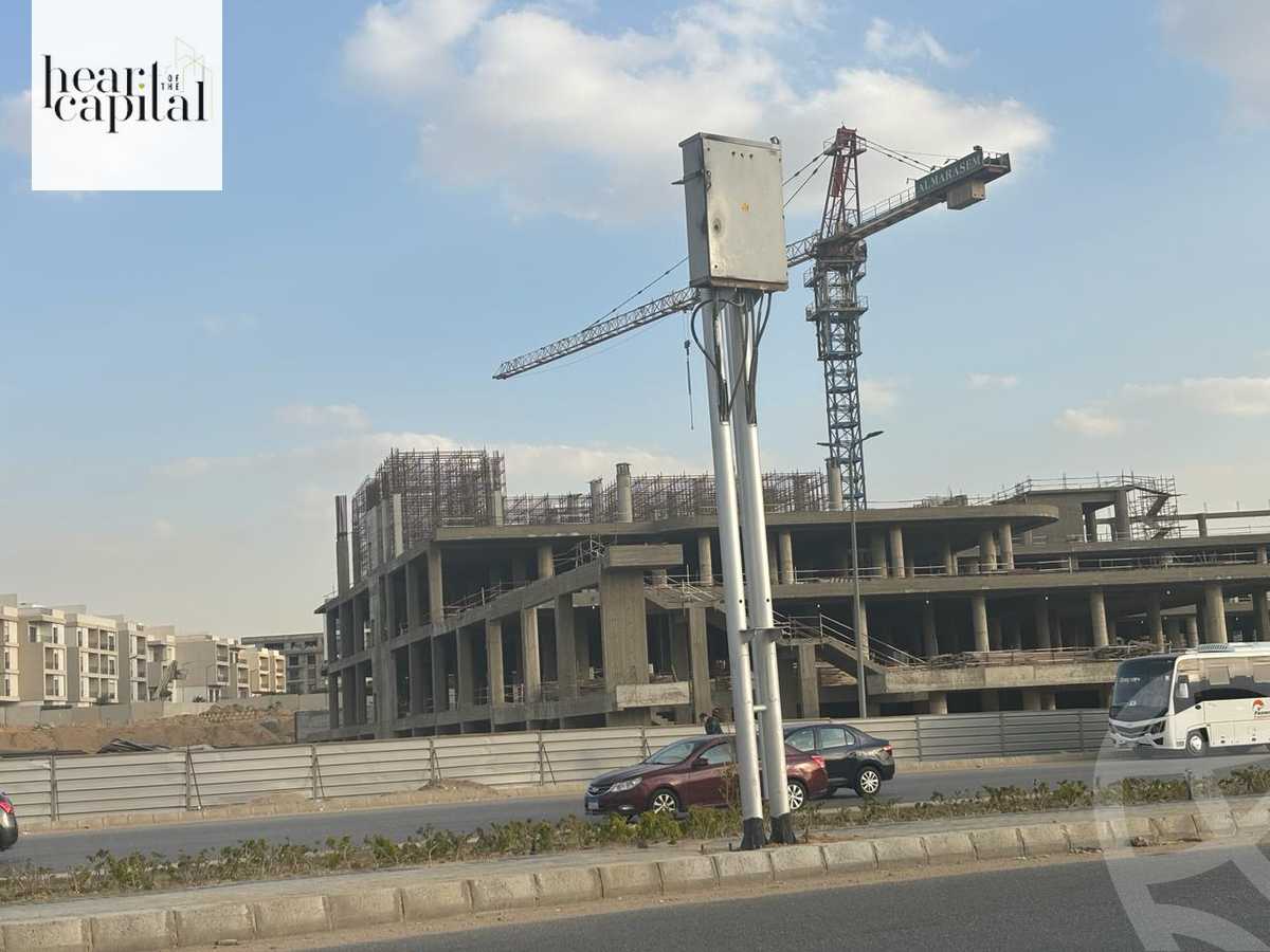 https://aqarmap.com.eg/en/listing/5460033-for-sale-cairo-new-cairo-compounds-fyfth-skwyr-mwl-lmrsm-llttwyr