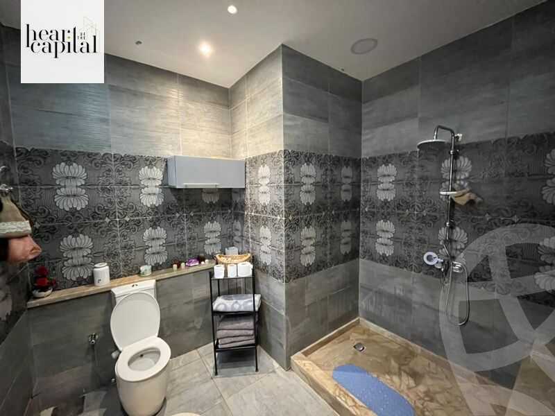 https://aqarmap.com.eg/en/listing/5460256-for-sale-cairo-el-sheikh-zayed-city-compounds-el-khamayel