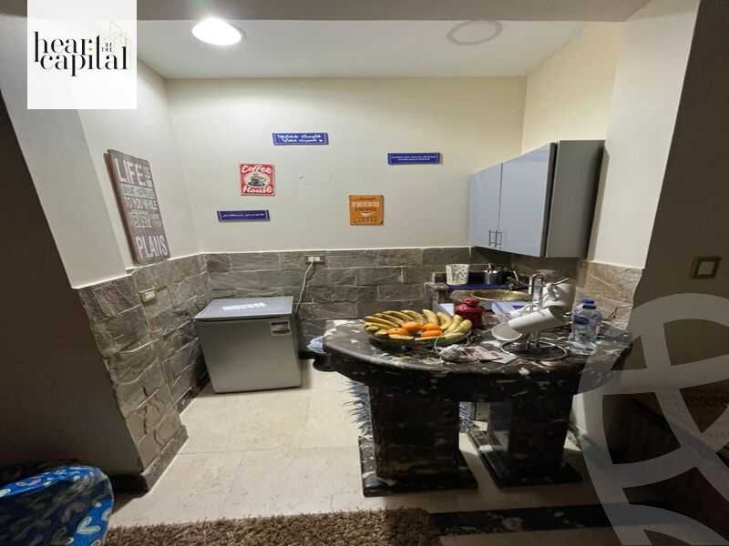 https://aqarmap.com.eg/en/listing/5460256-for-sale-cairo-el-sheikh-zayed-city-compounds-el-khamayel