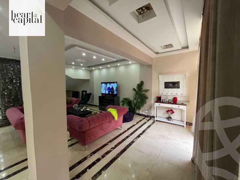 https://aqarmap.com.eg/en/listing/5460256-for-sale-cairo-el-sheikh-zayed-city-compounds-el-khamayel
