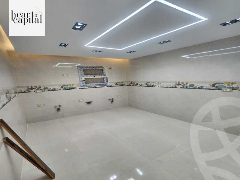 https://aqarmap.com.eg/en/listing/5460528-for-sale-cairo-el-sheikh-zayed-city-compounds-el-khamayel
