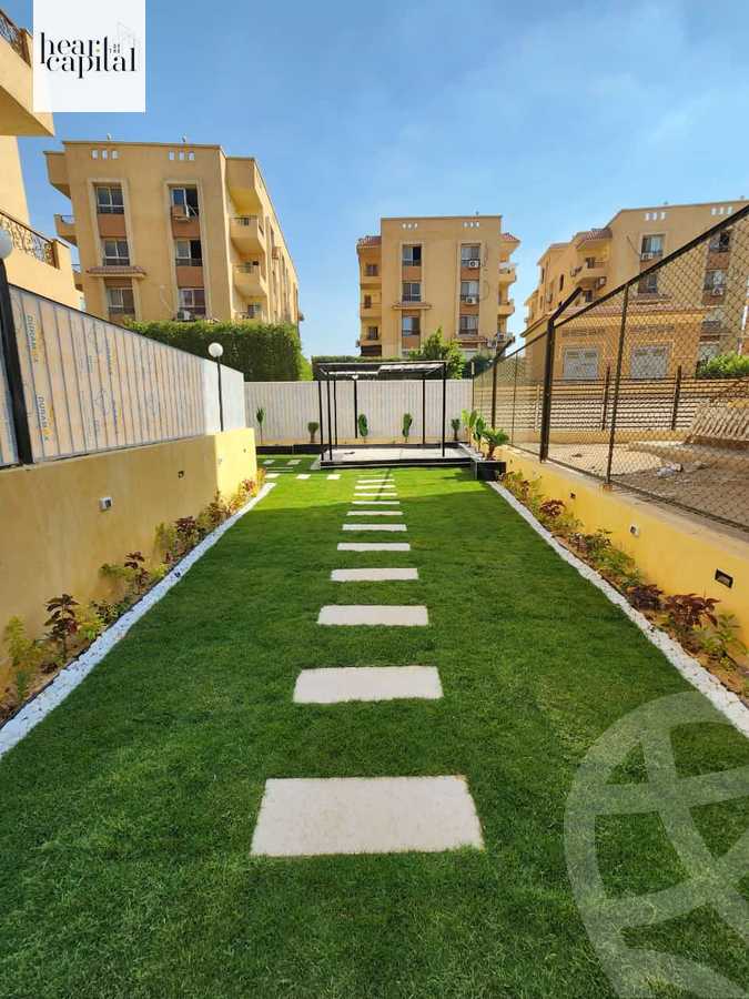 https://aqarmap.com.eg/en/listing/5460624-for-sale-cairo-el-sheikh-zayed-city-compounds-el-khamayel