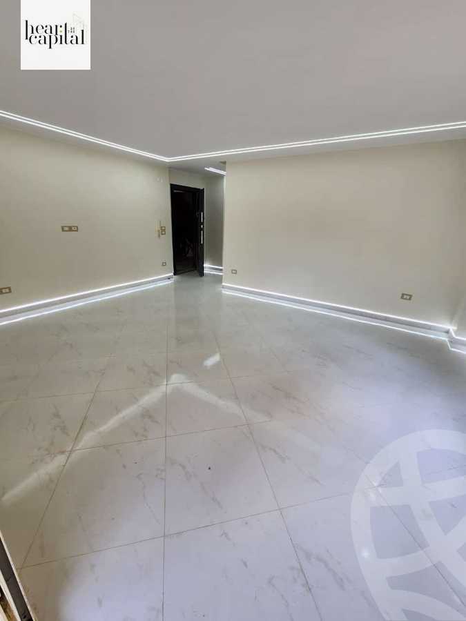 https://aqarmap.com.eg/ar/listing/5460625-for-sale-cairo-el-sheikh-zayed-city-compounds-el-khamayel