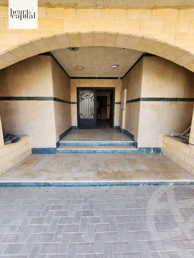 https://aqarmap.com.eg/ar/listing/5460625-for-sale-cairo-el-sheikh-zayed-city-compounds-el-khamayel
