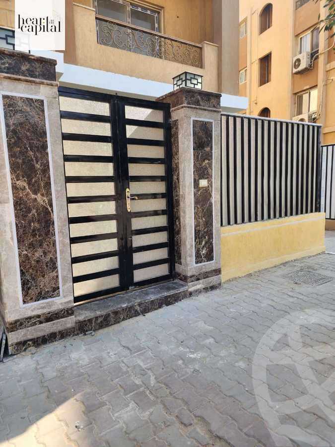 https://aqarmap.com.eg/ar/listing/5460625-for-sale-cairo-el-sheikh-zayed-city-compounds-el-khamayel