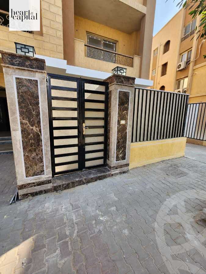https://aqarmap.com.eg/ar/listing/5460625-for-sale-cairo-el-sheikh-zayed-city-compounds-el-khamayel