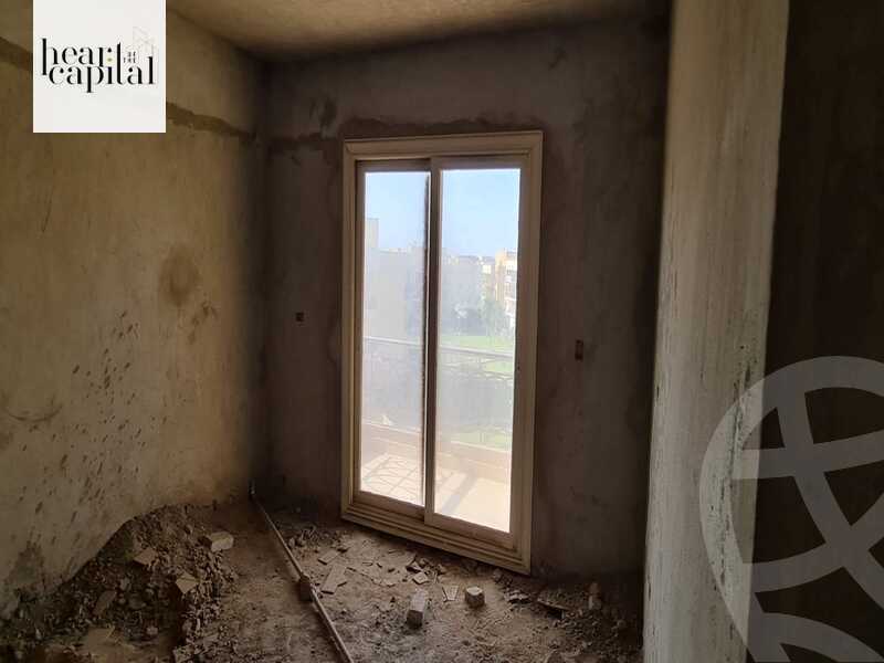 https://aqarmap.com.eg/en/listing/5509023-for-sale-cairo-el-sheikh-zayed-city-compounds-el-khamayel