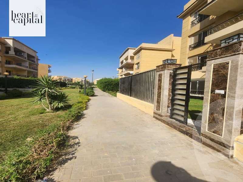 https://aqarmap.com.eg/en/listing/5509213-for-sale-cairo-el-sheikh-zayed-city-compounds-el-khamayel