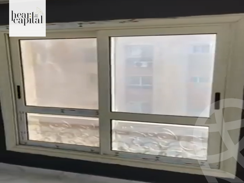 https://aqarmap.com.eg/en/listing/5509658-for-sale-cairo-el-sheikh-zayed-city-compounds-el-khamayel