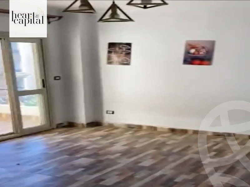 https://aqarmap.com.eg/en/listing/5509658-for-sale-cairo-el-sheikh-zayed-city-compounds-el-khamayel