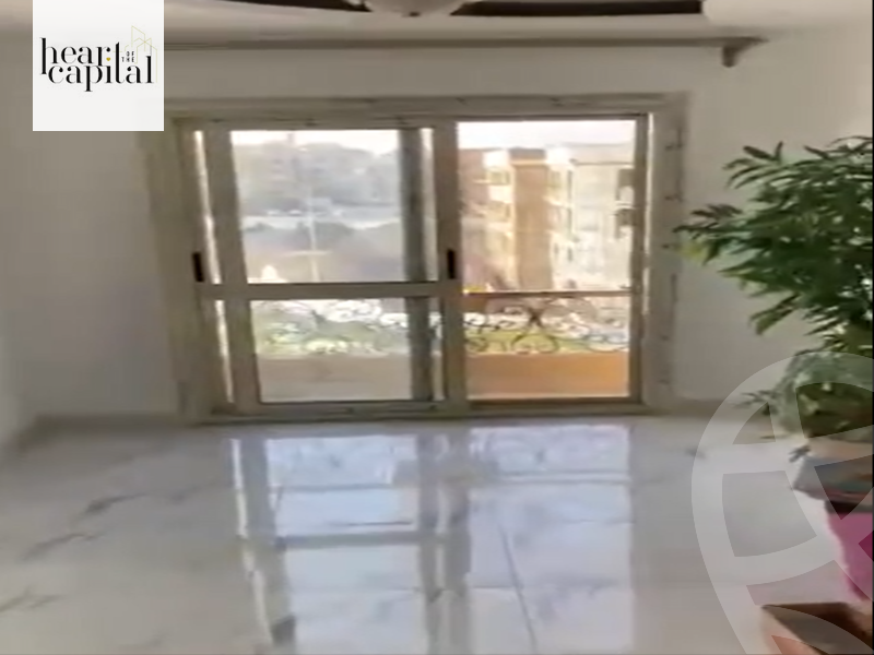 https://aqarmap.com.eg/en/listing/5509658-for-sale-cairo-el-sheikh-zayed-city-compounds-el-khamayel