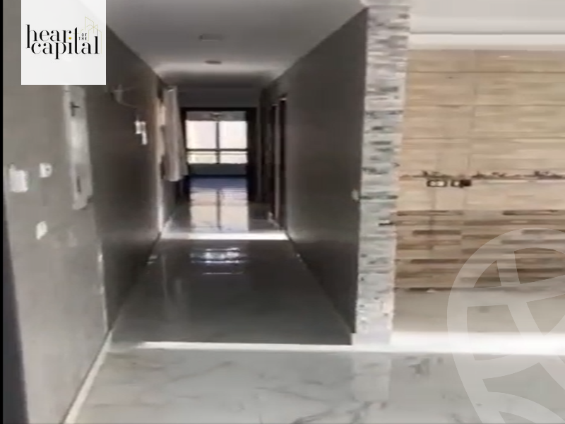 https://aqarmap.com.eg/en/listing/5509656-for-sale-cairo-el-sheikh-zayed-city-compounds-el-khamayel