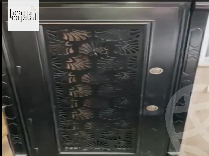 https://aqarmap.com.eg/en/listing/5509656-for-sale-cairo-el-sheikh-zayed-city-compounds-el-khamayel