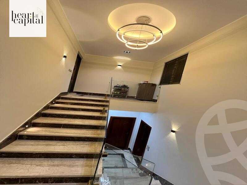 https://aqarmap.com.eg/en/listing/5515558-for-sale-cairo-el-sheikh-zayed-city-compounds-el-khamayel