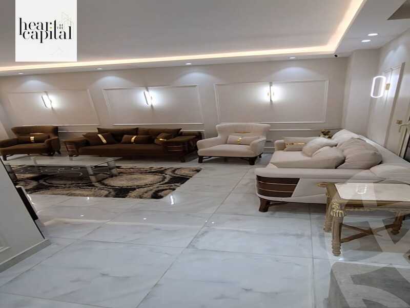 https://aqarmap.com.eg/ar/listing/5536564-for-sale-cairo-new-cairo-compounds-moon-valley-2
