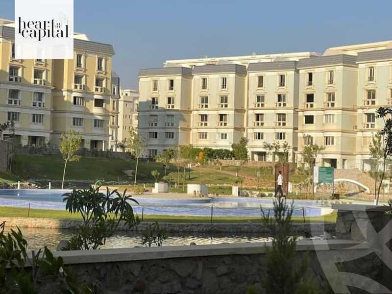 https://aqarmap.com.eg/en/listing/5541141-for-sale-cairo-new-cairo-compounds-mountain-view-hyde-park
