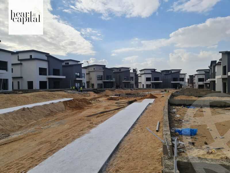 https://aqarmap.com.eg/en/listing/5576109-for-sale-cairo-new-cairo-compounds-kmbwnd-kryk-twn-il-cazar