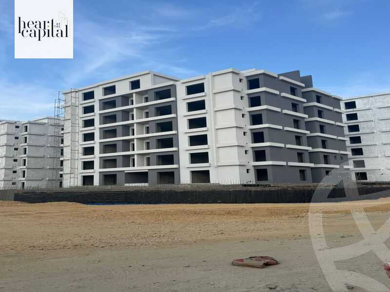 https://aqarmap.com.eg/en/listing/5576109-for-sale-cairo-new-cairo-compounds-kmbwnd-kryk-twn-il-cazar