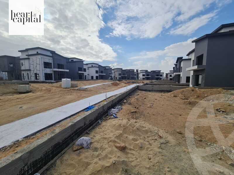 https://aqarmap.com.eg/en/listing/5576109-for-sale-cairo-new-cairo-compounds-kmbwnd-kryk-twn-il-cazar