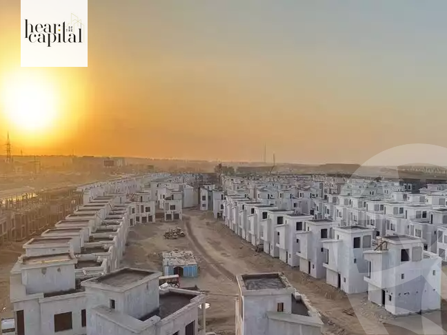 https://aqarmap.com.eg/en/listing/5576109-for-sale-cairo-new-cairo-compounds-kmbwnd-kryk-twn-il-cazar