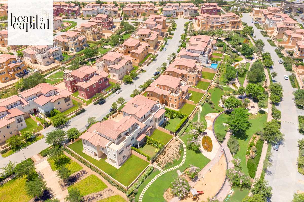 https://aqarmap.com.eg/en/listing/5594490-for-sale-cairo-new-cairo-compounds-hyde-park-centre-ville-hyde-park
