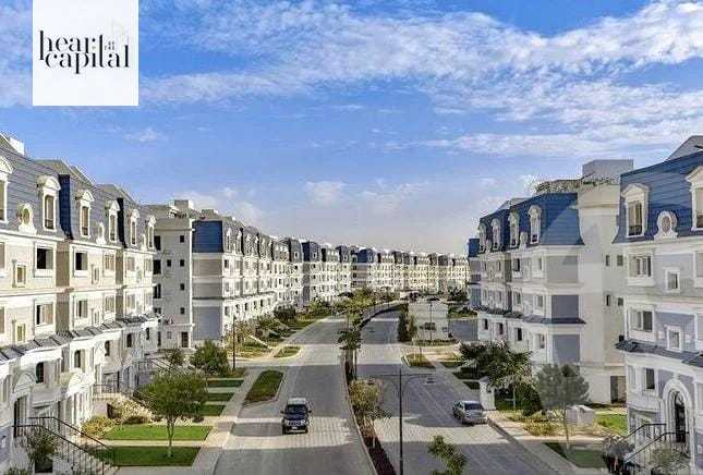 https://aqarmap.com.eg/ar/listing/5597535-for-sale-cairo-new-cairo-compounds-mountain-view-hyde-park