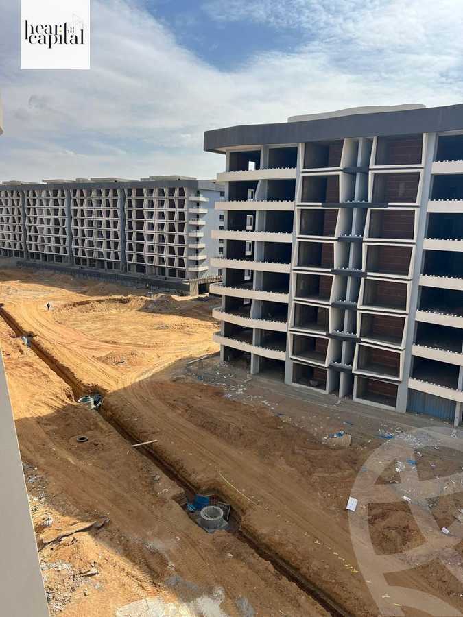 https://aqarmap.com.eg/ar/listing/5623906-for-sale-cairo-new-administrative-capital-r7-midtown-condo